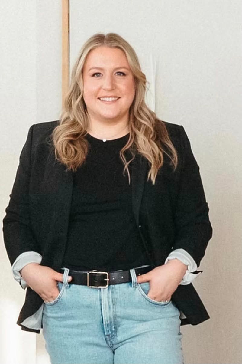 Lauren Daurio, Registered Social Worker and Psychotherapist